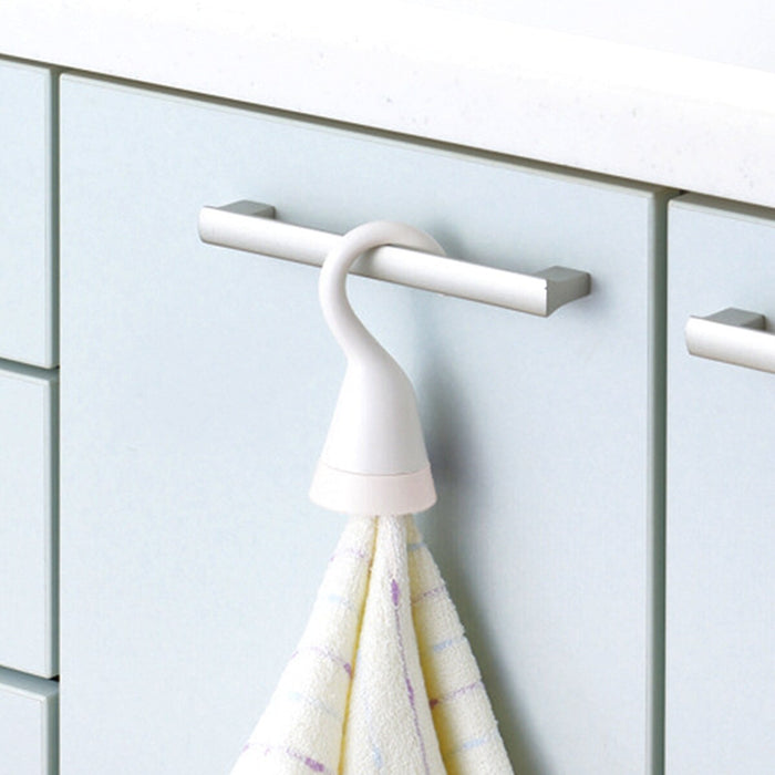 EVERYWHERE TOWEL HOLDER WH